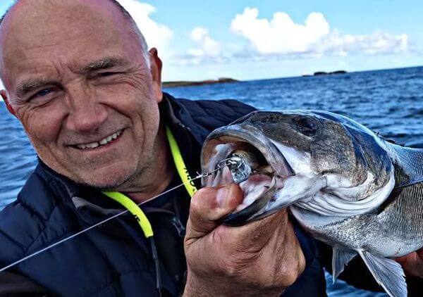pêche du bar au flashminnow 110